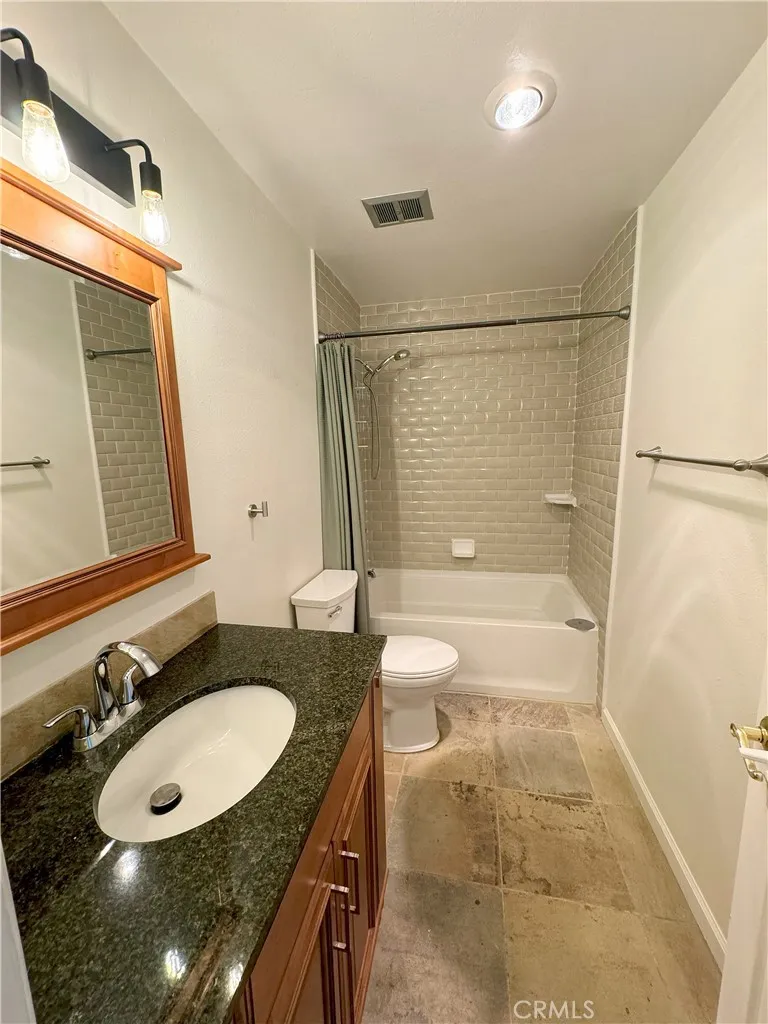 2844 E 3rd Street 210, Long Beach, California 90814 home-pic-5